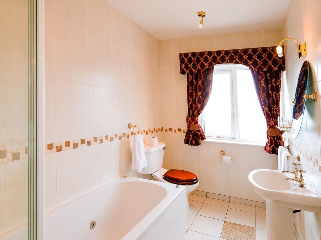 Bellbridge House Hotel Milltown Malbay Eksteriør bilde